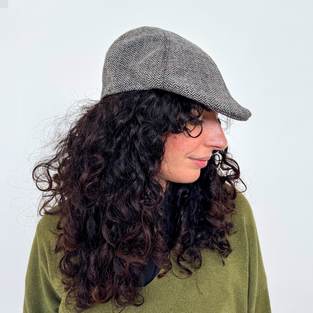 Unisex grey herringbone wool coppola