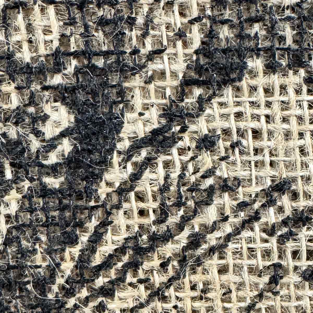 Medium Moro tapestry in wide-weave jute