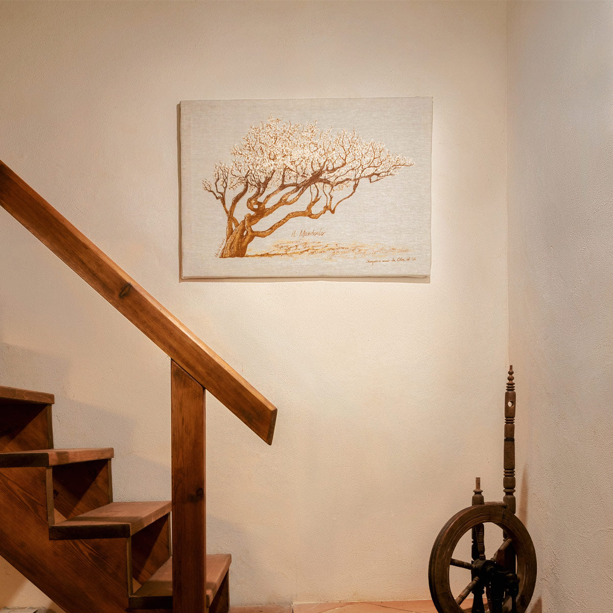 Mandorlo small tapestry