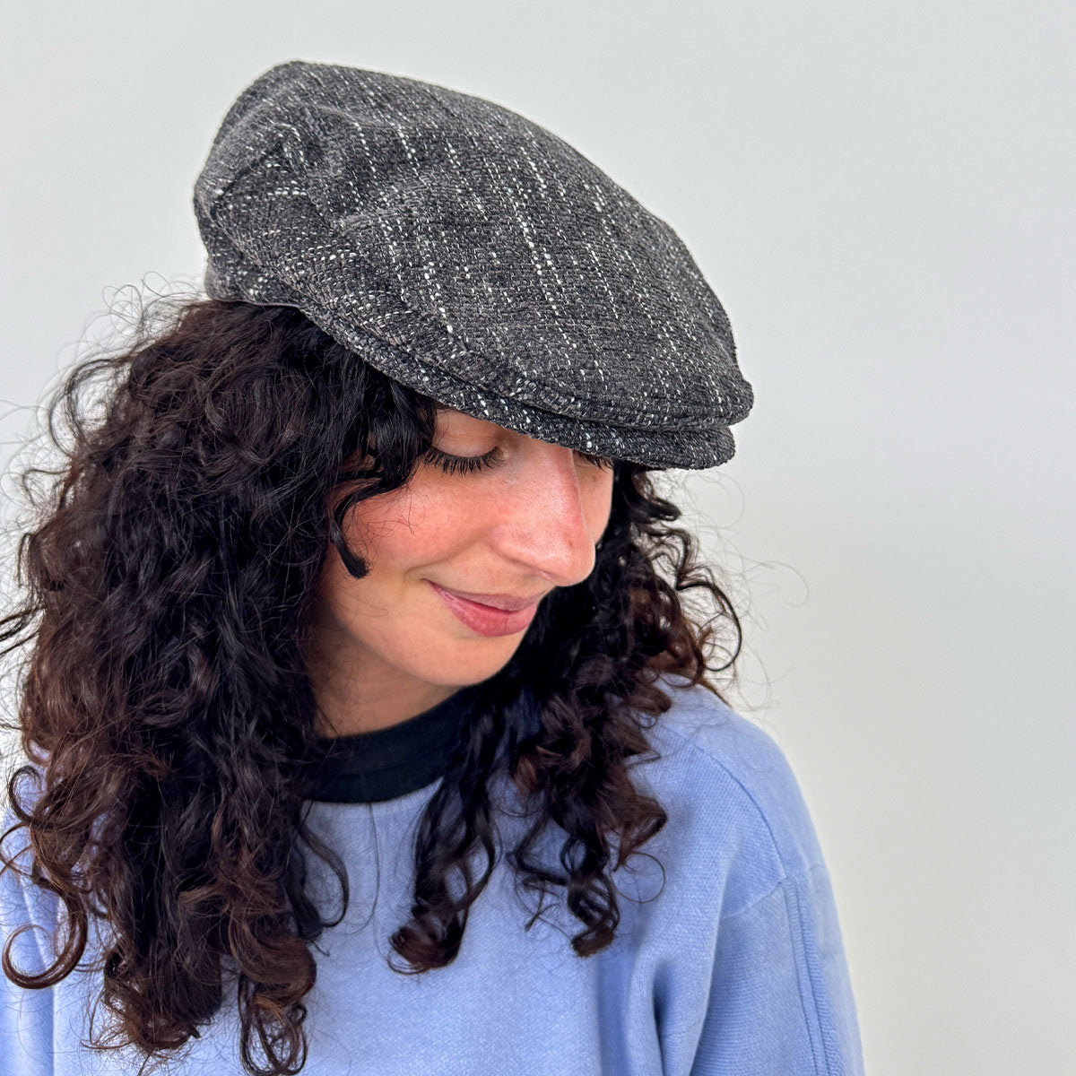 Coppola unisex grigia invernale in cotone