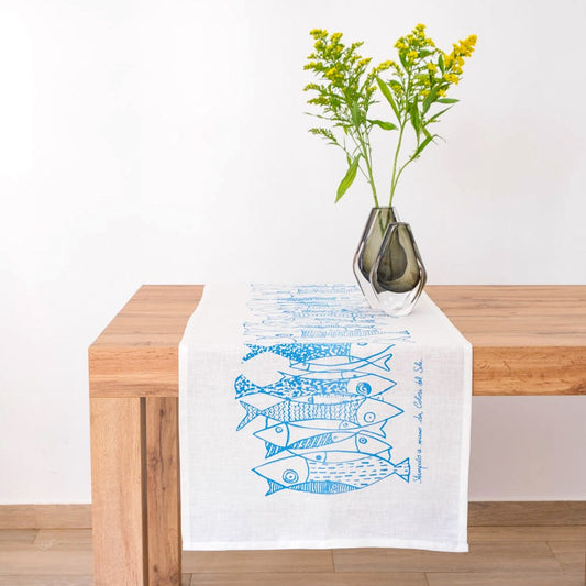 Pisci in Fila table runner