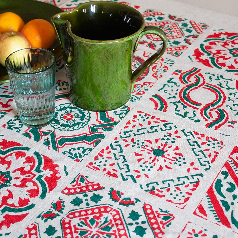 Maiolica Christmas square tablecloth in ecru color